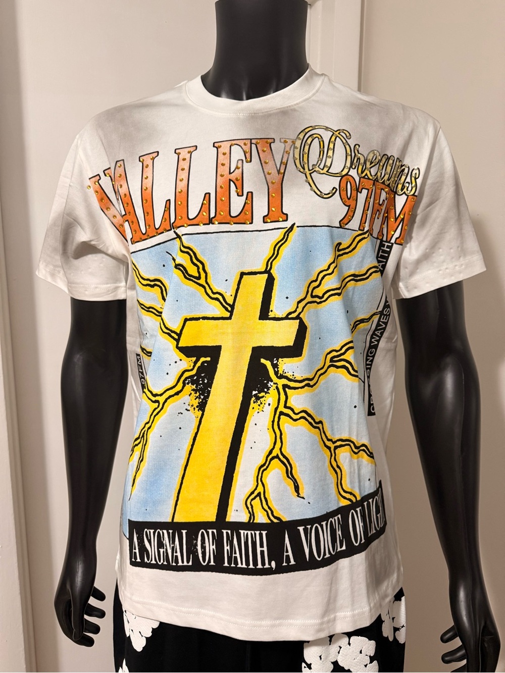 White Graphic Cross Print Short-Sleeve T-Shirt